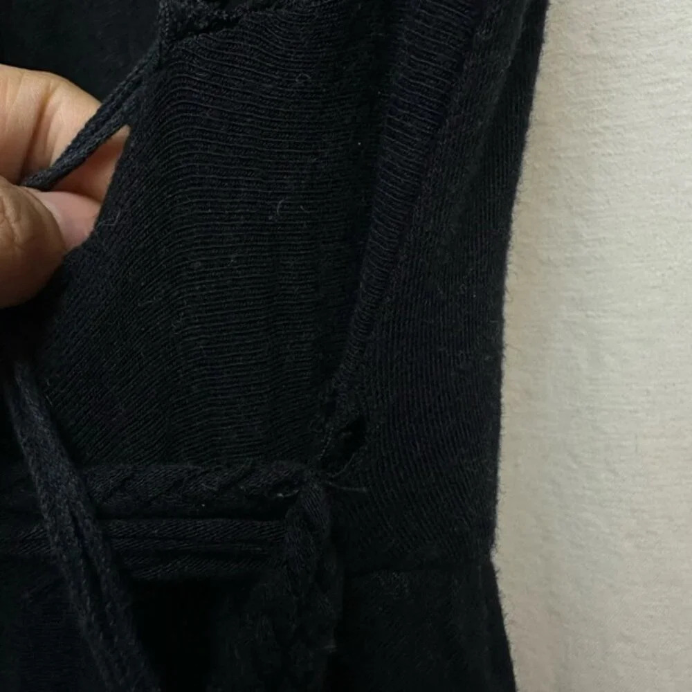 Black Dress - Picture 4 of 5